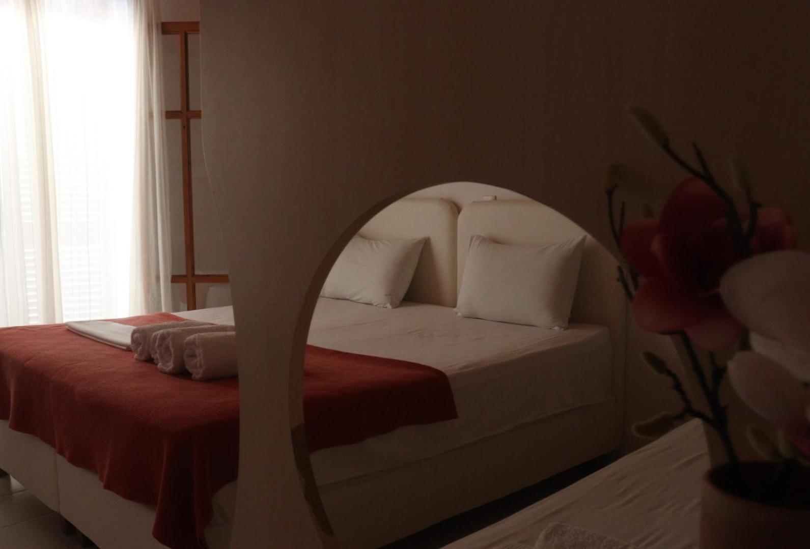 Kondilw Rooms Kalamítsi Exterior foto
