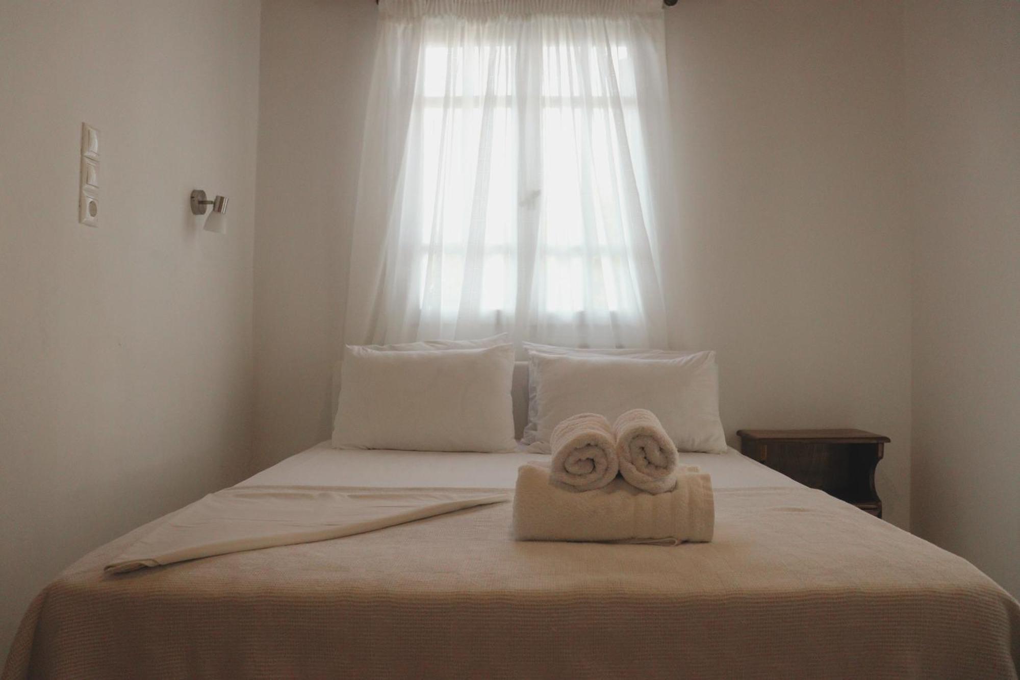 Kondilw Rooms Kalamítsi Exterior foto
