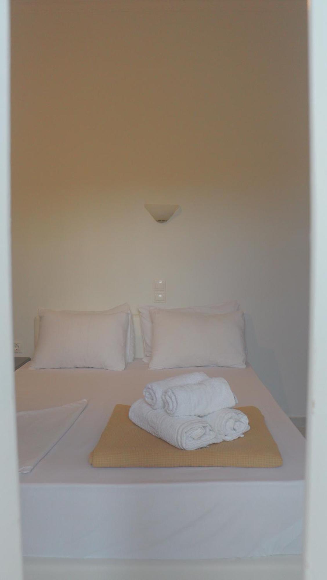 Kondilw Rooms Kalamítsi Exterior foto