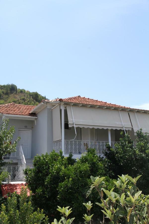 Kondilw Rooms Kalamítsi Exterior foto